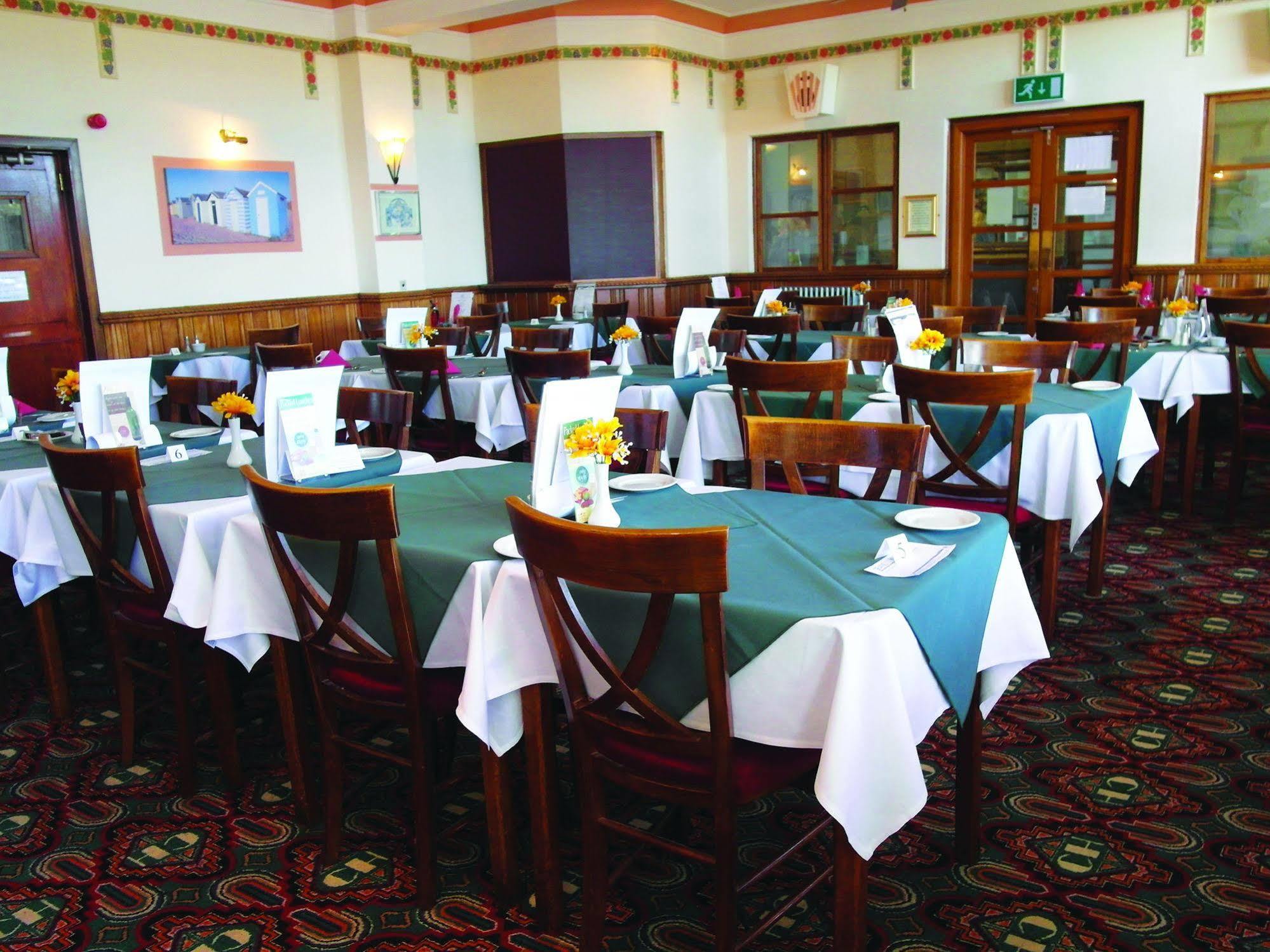 County Hotel スケッグネス エクステリア 写真